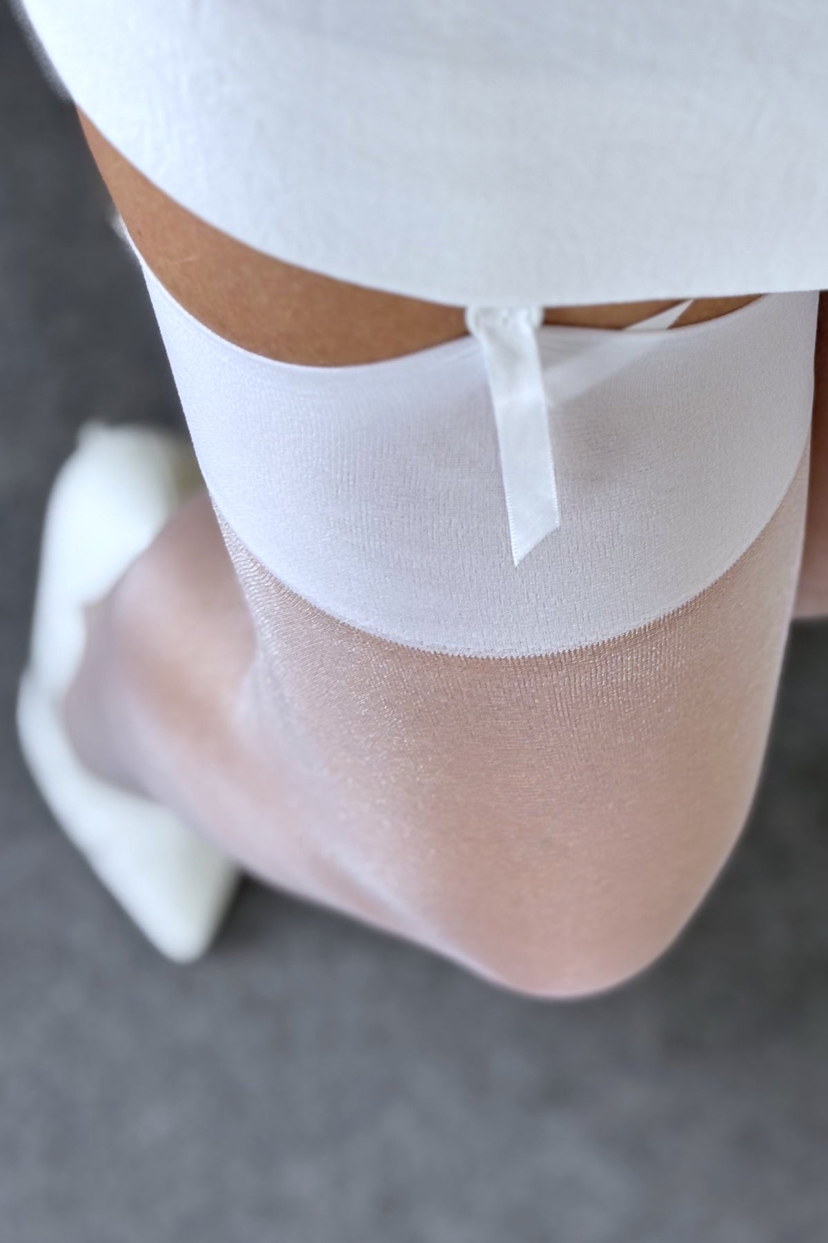White 12D Glossy Sheer Thigh High Stockings with Plain Top