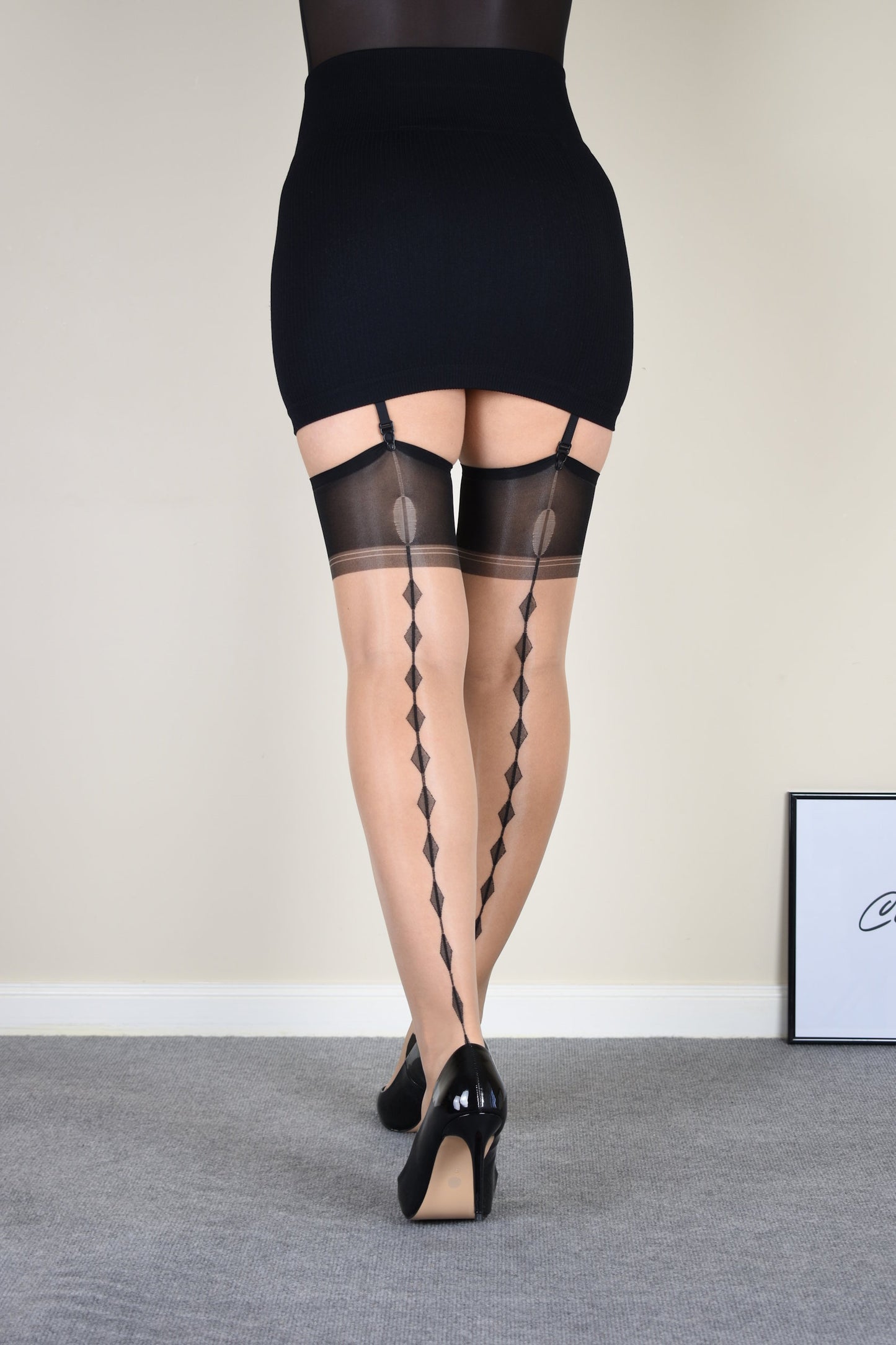 Tan Cuban Heel Stockings with Diamond Back Seam